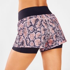 Fabletics Olesia Shine shorts size small. New with tags.